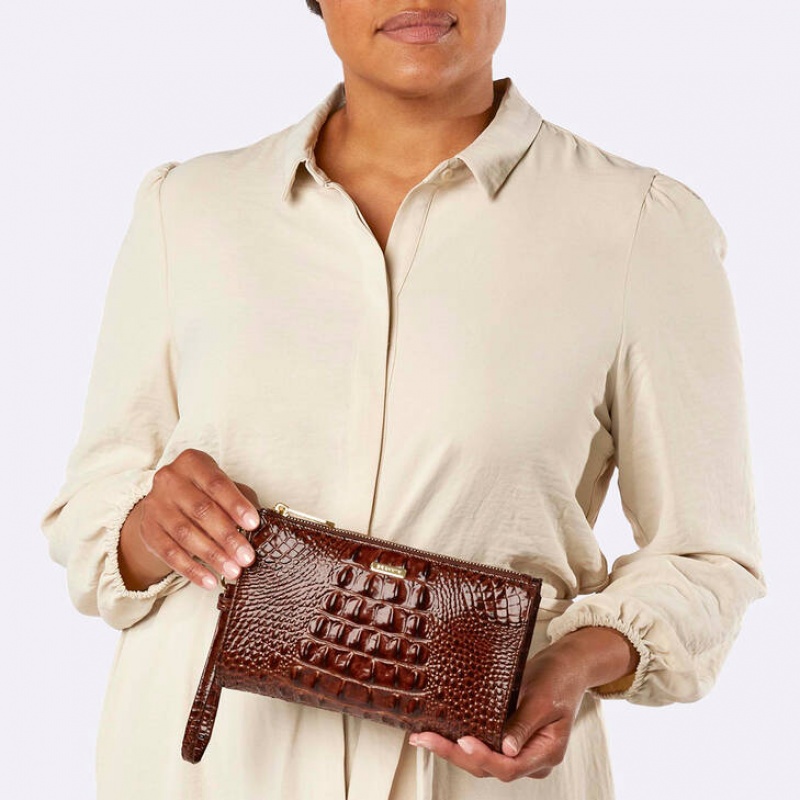 Navy Women's Brahmin Daisy Clutch Bags | 4925ECDFO