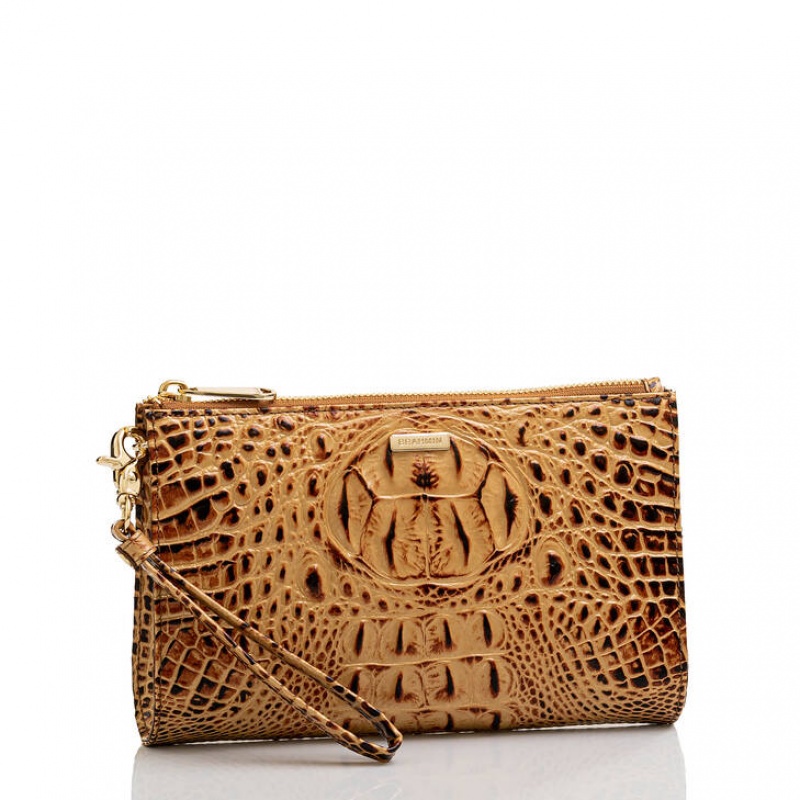 Yellow Women's Brahmin Daisy Clutch Bags | 1970JVTDB